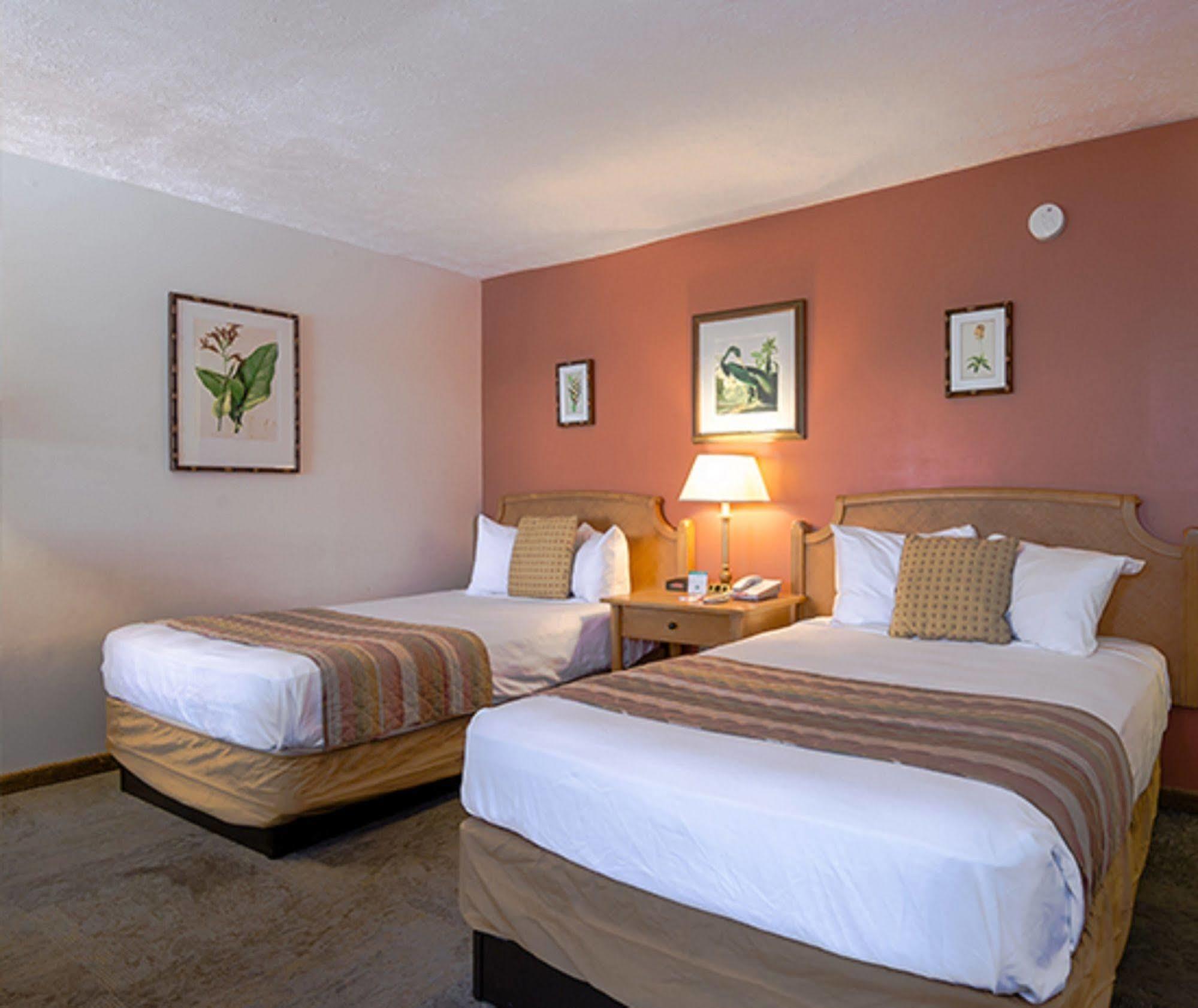 Oyo Waterfront Hotel- Cape Coral Fort Myers, Fl Exterior foto